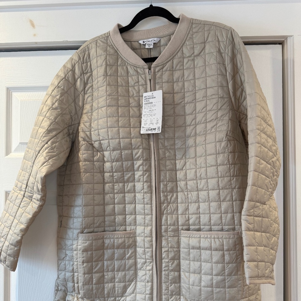 Athleta Grandview Shell Jacket  XL **NWT**